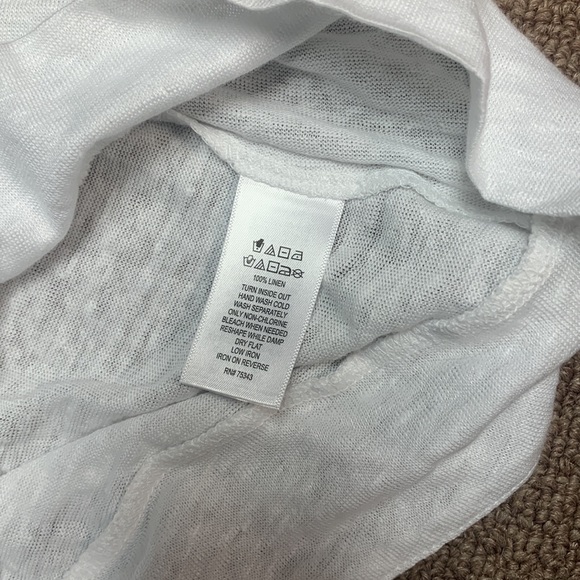 Tahari Linen Sweater - Picture 3 of 3